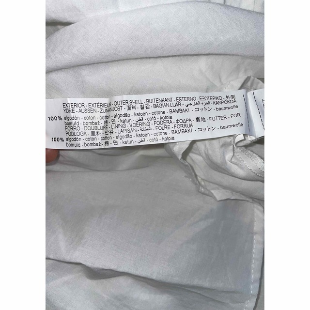ZARA(ザラ)のZARA ビッグレース襟　ブラウス　ホワイト レディースのトップス(シャツ/ブラウス(半袖/袖なし))の商品写真