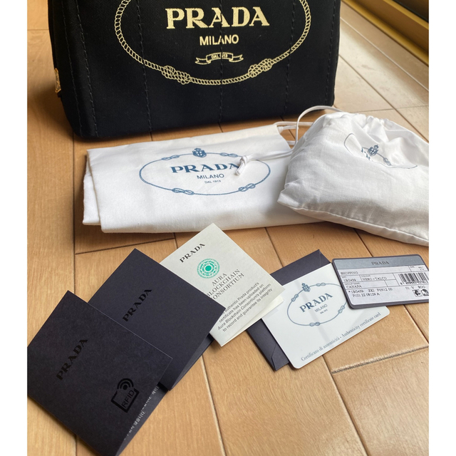 PRADA(プラダ)のカナパ　ファブリック　ハンドバック　PRADA レディースのバッグ(ハンドバッグ)の商品写真