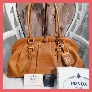 プラダ 革 バッグ(ホワイト/白色系)の通販 300点以上 | PRADAの プラダ 革 バッグ(ホワイト/白色系)の通販 300点以上 | PRADAの