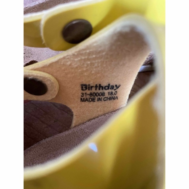 バースデー birthday サンダル 18cm イエロー キッズ/ベビー/マタニティのキッズ靴/シューズ(15cm~)(サンダル)の商品写真