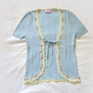 ブルーガール(Blugirl)の☆美品☆BLUGIRL(ブルーガール)●お花刺繍＆レースが可愛い♪カーディガン(カーディガン)