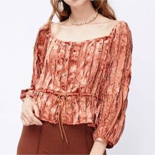 リリーブラウン(Lily Brown)のlilybrown tops(カットソー(半袖/袖なし))