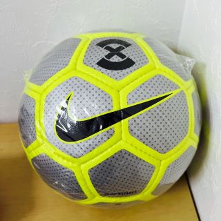 ナイキ(NIKE)のNIKEサッカーボール(ボール)