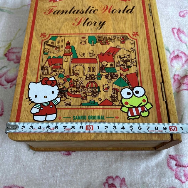 ①レトロサンリオ非売品 ハローキティ&けろけろけろっぴ宝箱☆キティーちゃん木箱
