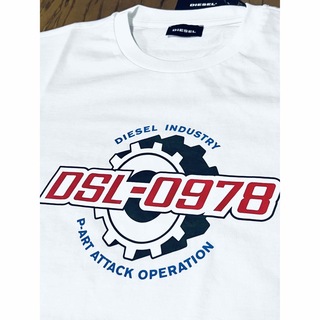 ディーゼル(DIESEL)のDIESEL  新品未使用　XSサイズ　Tシャツ　カットソー　白　ディーゼル(Tシャツ/カットソー(半袖/袖なし))