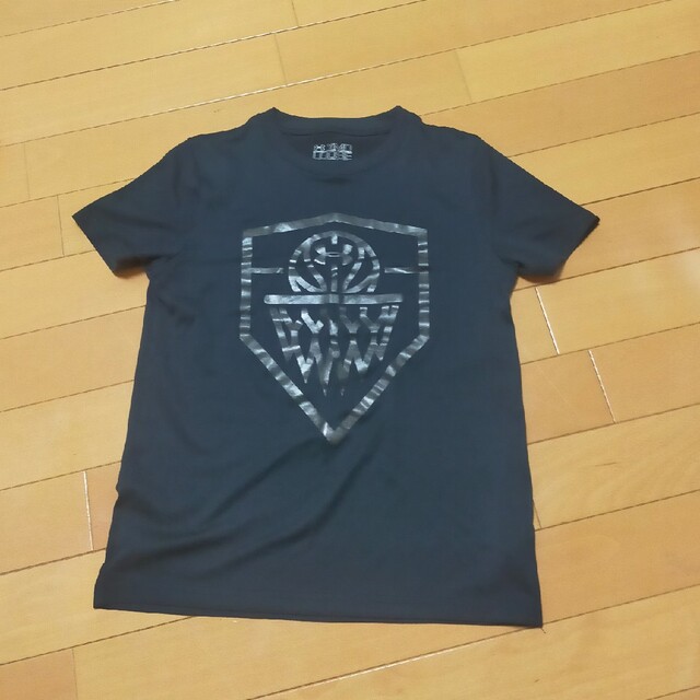 UNDER ARMOUR(アンダーアーマー)の【140】美品！アンダーアーマー★キッズ★半袖★Tシャツ★ブラック★バスケット キッズ/ベビー/マタニティのキッズ服男の子用(90cm~)(その他)の商品写真