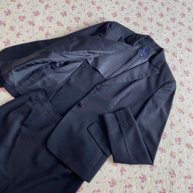 KEITH(キース)のキース スカートスーツ 36 W64 黒 2ボタン 就活 未使用に近い DMW レディースのフォーマル/ドレス(スーツ)の商品写真