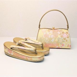 和装 草履 バッグ セット 振袖 帯地 ゴールド クリーム 古典 桜 uz金(着物)