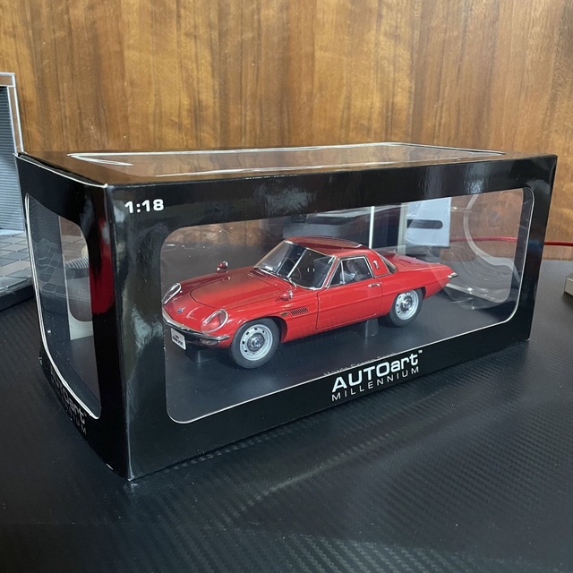 絶版未展示品 オートアート 1/18 マツダ コスモスポーツ レッドの通販