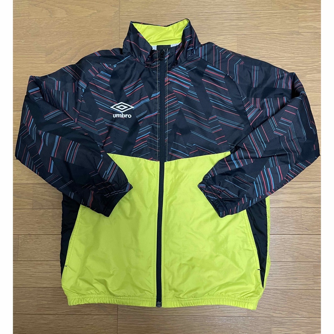 UMBRO(アンブロ)のUNBRO ウィンドブレーカー　160センチ キッズ/ベビー/マタニティのキッズ服男の子用(90cm~)(ジャケット/上着)の商品写真