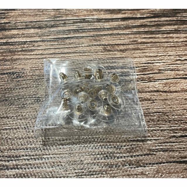 ピアス 円盤キャッチ♡下向き防止 お得！10ペア20個セット！ゴールド レディースのアクセサリー(ピアス)の商品写真