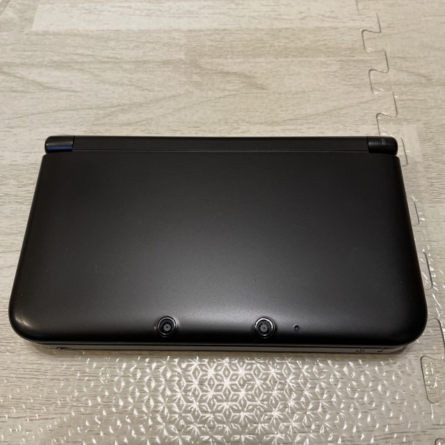 美品　Nintendo 3DS  LL 本体ブラック　おまけ付き 1