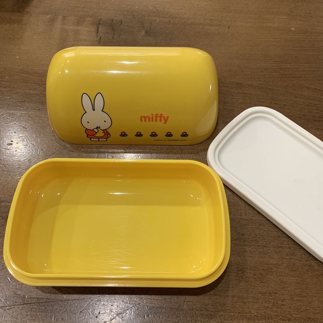 miffy(ミッフィー)のミッフィー　お弁当箱 エンタメ/ホビーのおもちゃ/ぬいぐるみ(キャラクターグッズ)の商品写真