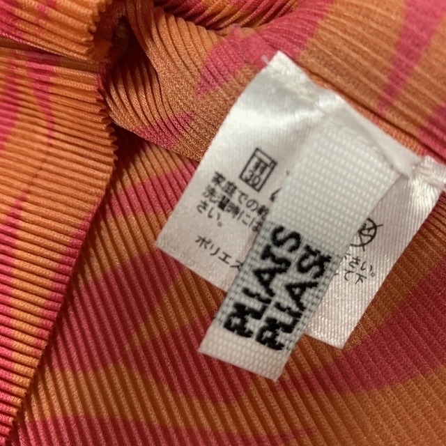 PLEATS PLEASE ISSEY MIYAKE(プリーツプリーズイッセイミヤケ)のプリーツプリーズ　トップス　 レディースのトップス(カットソー(半袖/袖なし))の商品写真