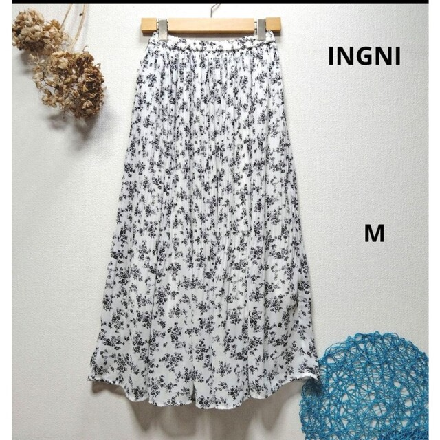 INGNI(イング)のINGNI イング　花柄単色シフォンプリーツスカート　ロングスカート　M レディースのスカート(ロングスカート)の商品写真