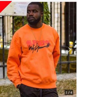 Supreme(スウェット ・ オレンジ/橙色系)のフリマアイテム一覧 Supreme(スウェット ・ オレンジ/橙色系)のフリマアイテム一覧
