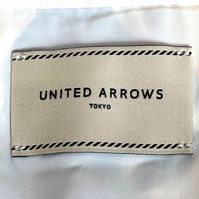 UNITED ARROWS(ユナイテッドアローズ)の新品未使用✨ UNITED ARROWS  ティアードスカート　ホワイト　花柄 レディースのスカート(ロングスカート)の商品写真