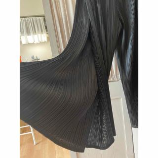 プリーツプリーズイッセイミヤケ(PLEATS PLEASE ISSEY MIYAKE)のプリーツプリーズ　ワイドパンツ　ブラック(カジュアルパンツ)