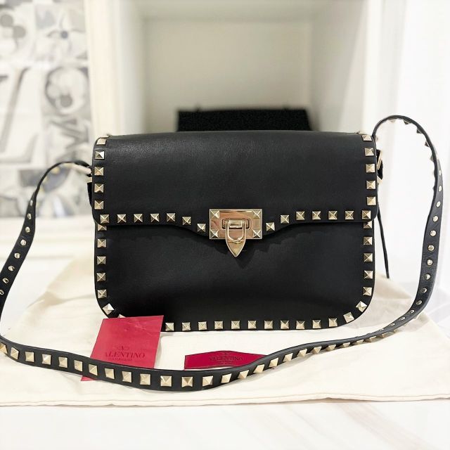 全商品オープニング価格！ valentino 美品☆ ヴァレンティノ ロック