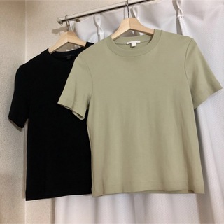 コス(COS)のCOS コス　Tシャツ　2枚　セット　ブラック　カーキ　ベージュ(Tシャツ(半袖/袖なし))