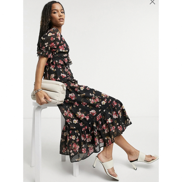 asos(エイソス)の【ASOS】※未使用※ 花柄 ロングワンピース    サイズ: UK10 レディースのワンピース(ロングワンピース/マキシワンピース)の商品写真