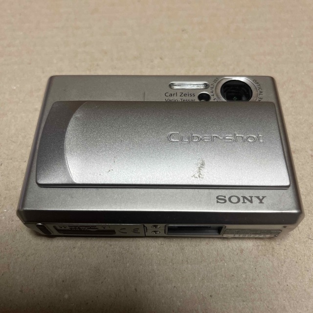 SONY(ソニー)のジャンクSONY DSC-T1 5M Pixels スマホ/家電/カメラのカメラ(コンパクトデジタルカメラ)の商品写真