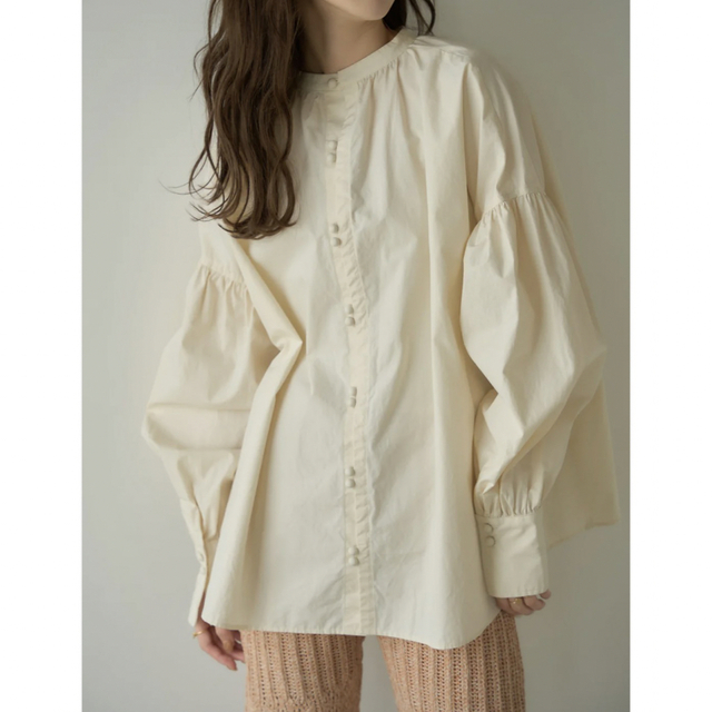 back button gather blouse  Eaphi 【新品】