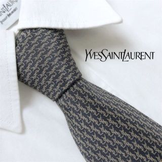 イヴサンローラン(Yves Saint Laurent)の[ 高級 超美品 ] イヴサンローラン /シルク100％ ネクタイ ネイビー(ネクタイ)