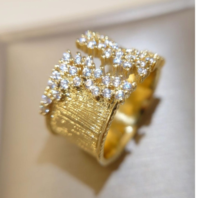 1154 最高級 sona ダイヤモンド リング ゴールド ワイド レディースのアクセサリー(リング(指輪))の商品写真