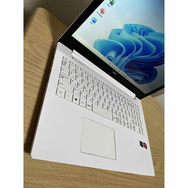 LAVIEノートパソコンRyzen7 メモリ8GB SSD512GB Officewebカメラ