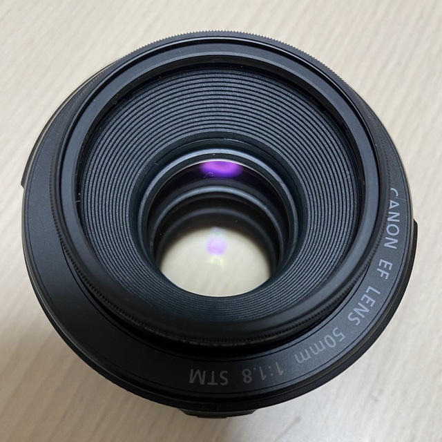 Canon 単焦点レンズ EF50mm F1.8 stm レンズフード付き