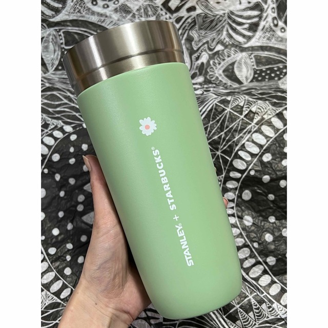 Starbucks Coffee(スターバックスコーヒー)の完売　海外限定　スターバックス　タンブラー　2023  韓国　スタンレー　コラボ インテリア/住まい/日用品のキッチン/食器(容器)の商品写真