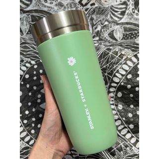 スターバックスコーヒー(Starbucks Coffee)の完売　海外限定　スターバックス　タンブラー　2023  韓国　スタンレー　コラボ(容器)