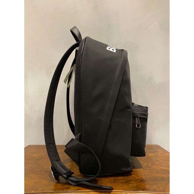 一部予約販売】 BURBERRY バックパック プリントナイロン BURBERRY