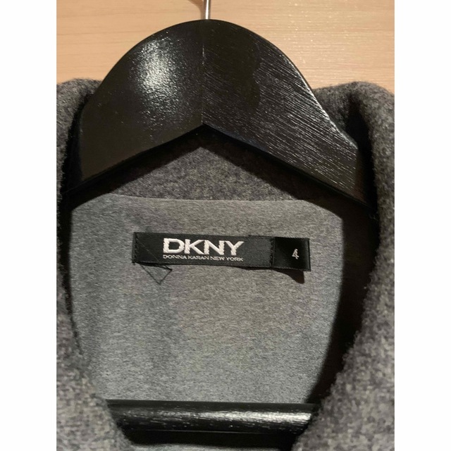 DKNY(ダナキャランニューヨーク)の週末値下げしました  DKNY コート レディースのジャケット/アウター(ロングコート)の商品写真