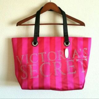 ヴィクトリアズシークレット(Victoria's Secret)の[訳あり新品]Victoria’s Secret キラキラ☆ストライプトート！(トートバッグ)