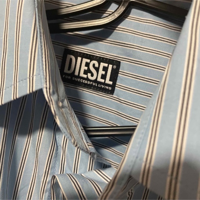 DIESEL(ディーゼル)の試着のみ　定価31900円　DIESEL ストライプシャツ長袖シャツ  メンズのトップス(シャツ)の商品写真