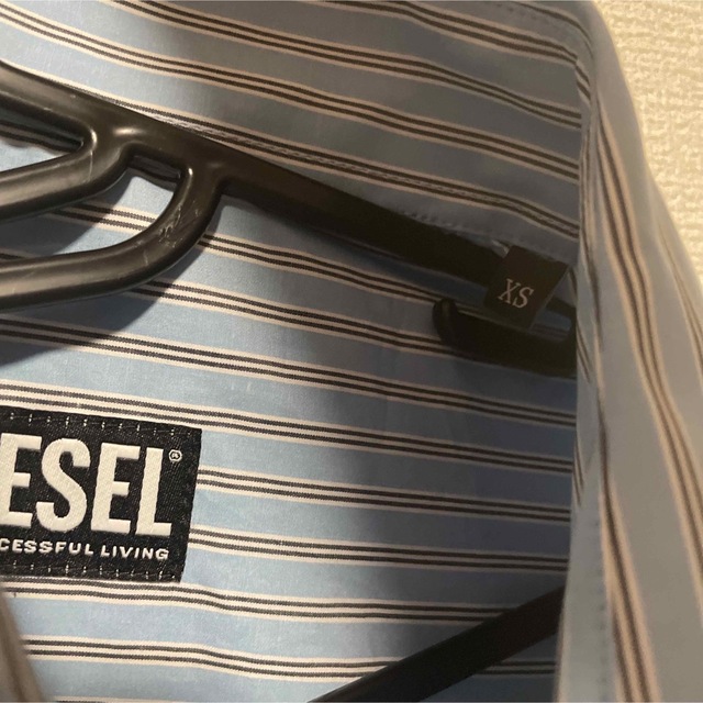 DIESEL(ディーゼル)の試着のみ　定価31900円　DIESEL ストライプシャツ長袖シャツ  メンズのトップス(シャツ)の商品写真