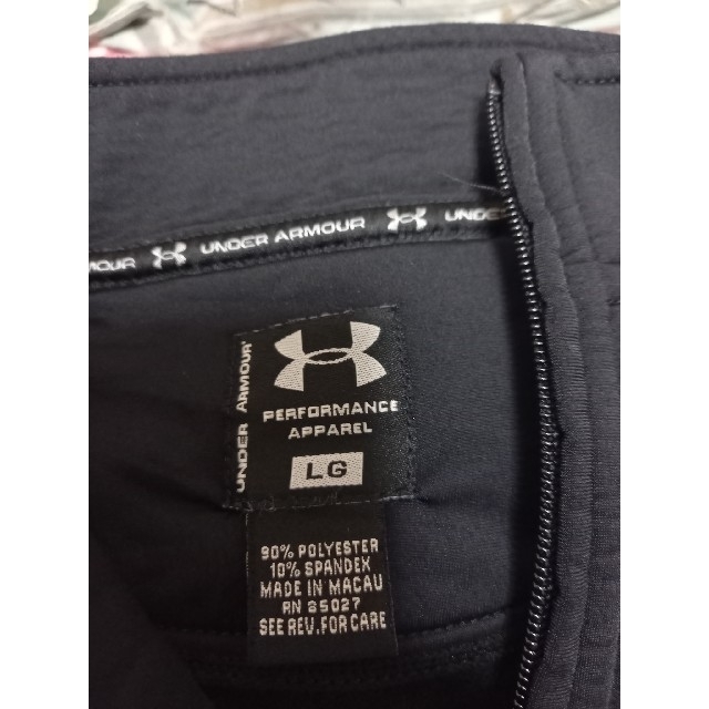 UNDER ARMOUR(アンダーアーマー)のUNDER ARMOUR　アンダーアーマー　アノラック　ストレッチ　ブラック　L メンズのトップス(その他)の商品写真