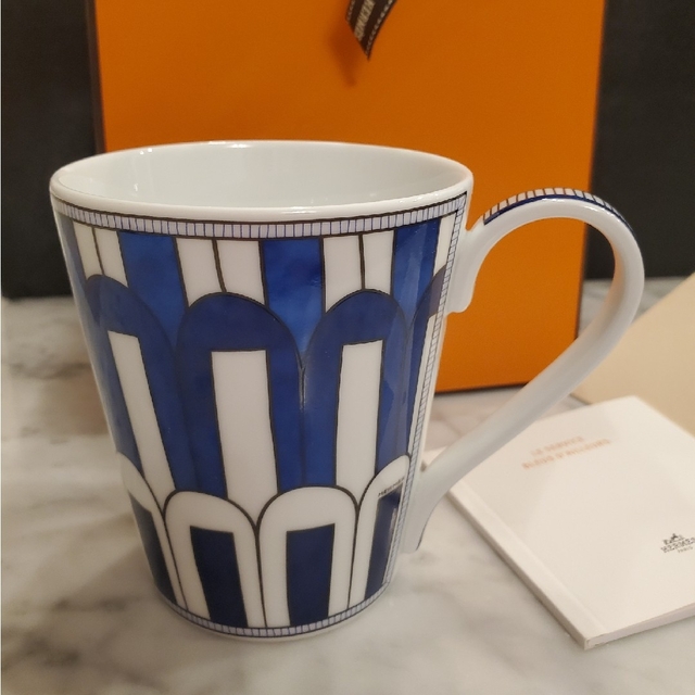 値下げ正規店にて購入! HERMES エルメス ブルーダイユール 青と白カップ-