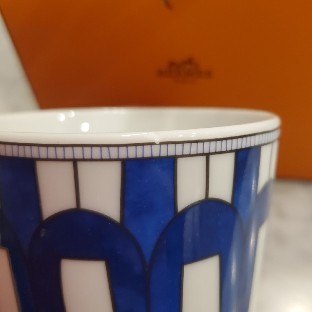 値下げ正規店にて購入! HERMES エルメス ブルーダイユール 青と白カップ-