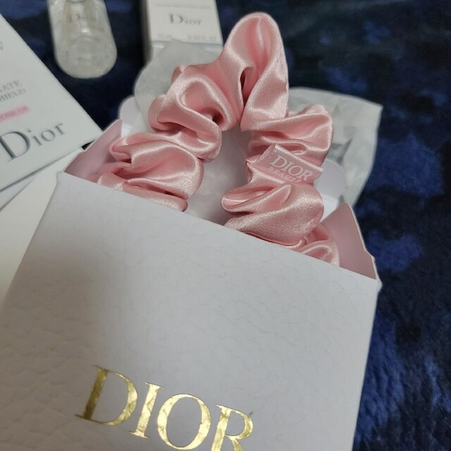 Dior(ディオール)のDior 🌟 ディオールサンプルセット＆シュシュ コスメ/美容のキット/セット(サンプル/トライアルキット)の商品写真