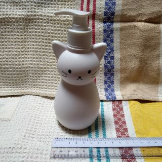 新品★猫のポンプボトル★300ml(日用品/生活雑貨)