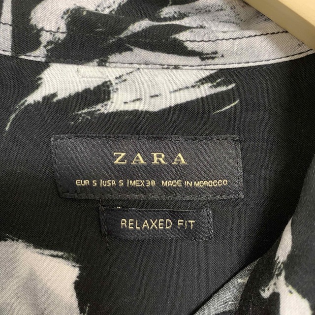 H&M(エイチアンドエム)のZARA総柄シャツ　Sサイズ メンズのトップス(シャツ)の商品写真