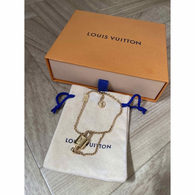 LOUIS VUITTON ブラスレ・LVロッキー 驚きの価格 hachiman-harikyu.com