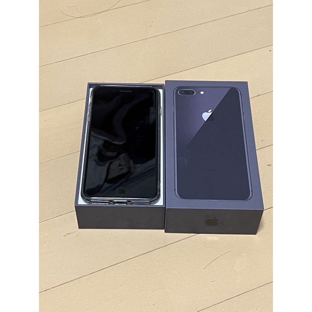 iPhone8 Plus 64GB