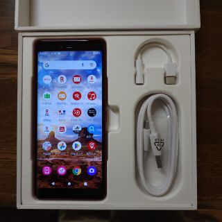 Rakuten Hand 5G  クリムゾンレッド 新品同様品(スマートフォン本体)