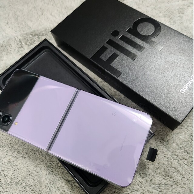 未使用に近い　Galaxy Z Flip4  128GB ボラパープル