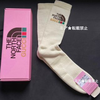 グッチ 靴下の通販 600点以上 | Gucciを買うならラクマ
