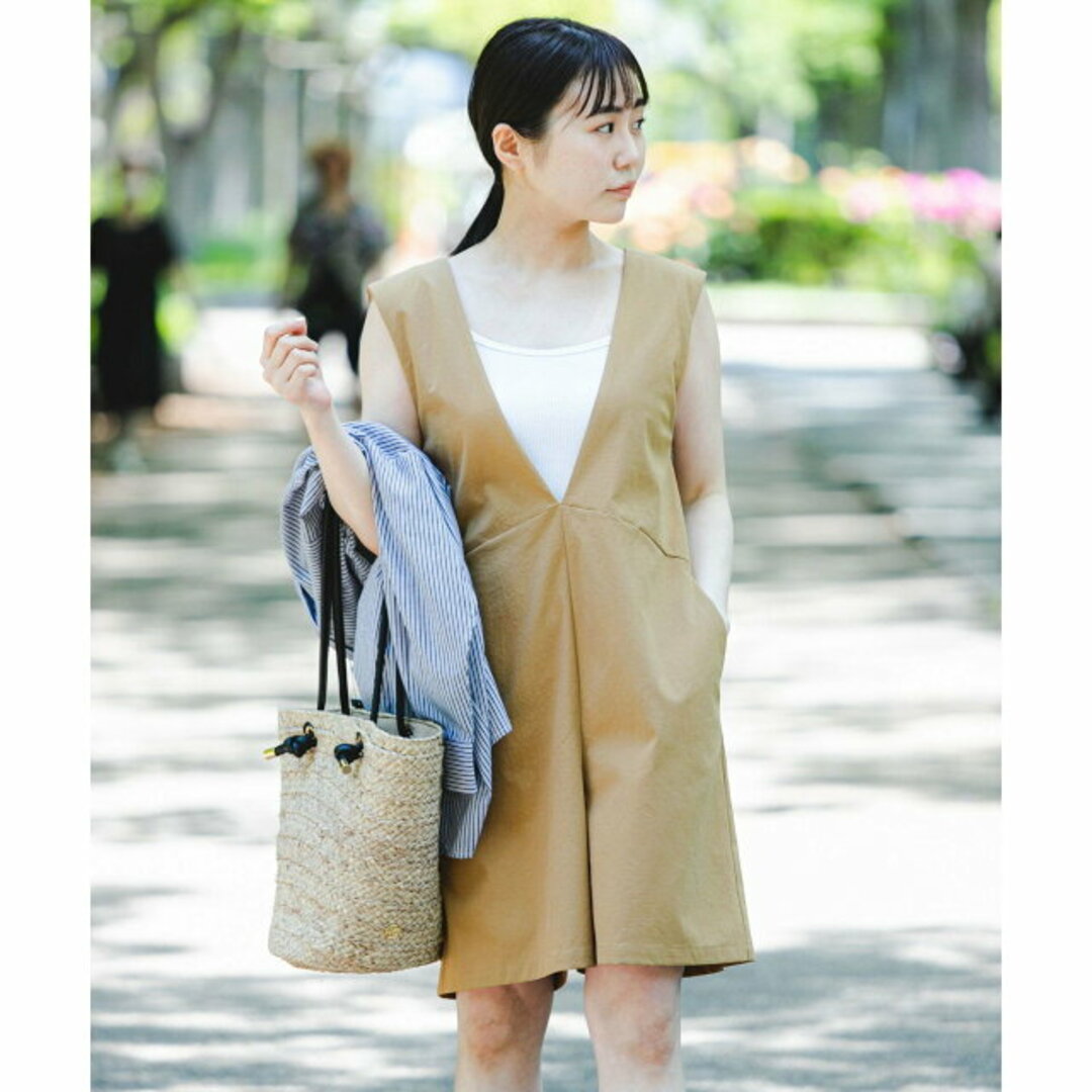 URBAN RESEARCH ROSSO(アーバンリサーチロッソ)の【BEIGE】F by ROSSO 撥水ショートオールインワン レディースのパンツ(サロペット/オーバーオール)の商品写真